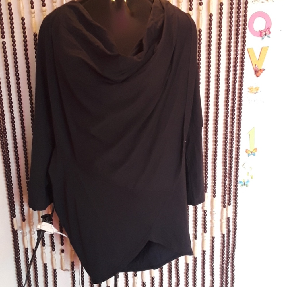 Chic Rainbeau Top - Picture 1 of 5